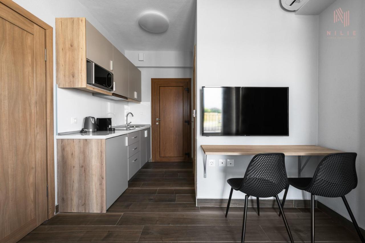 أفيتوس Ultima Summer Residence, Nilie Hospitality Mgmt المظهر الخارجي الصورة